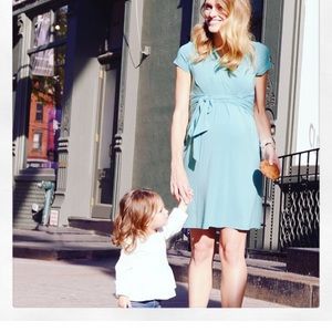 SeraphineMaternity dress. Size 2